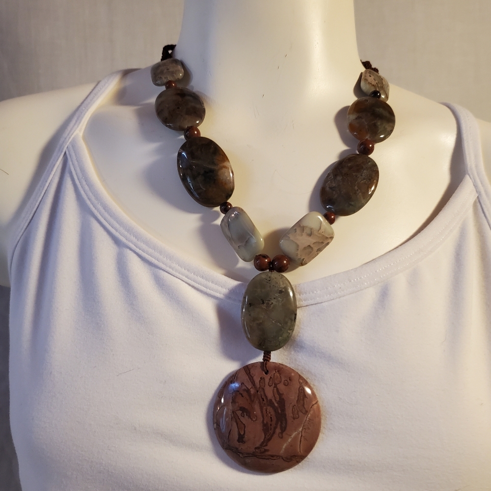 Boho Style Pendant Necklace‎